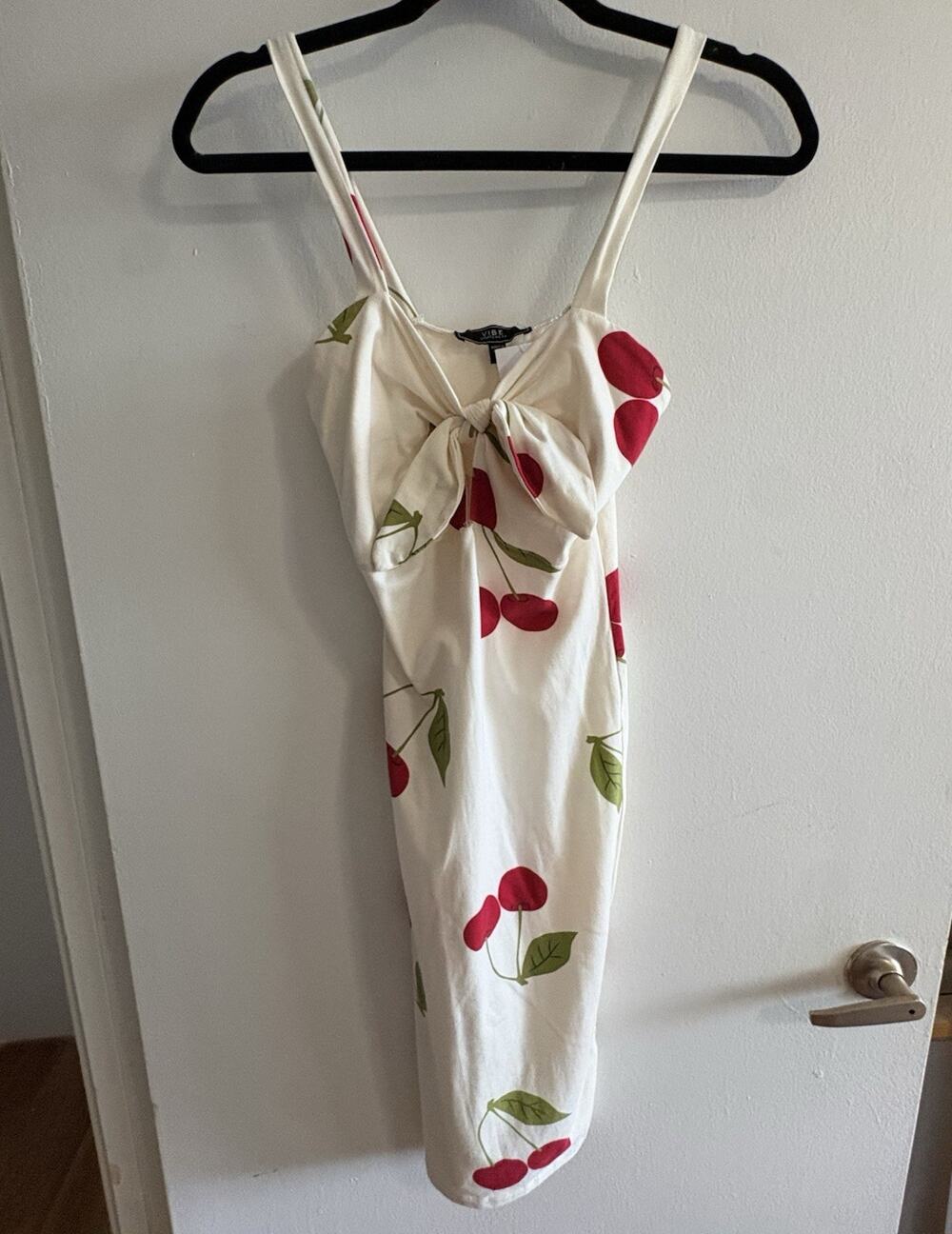Vibe Sportswear White Cherry Fit & Flare Tie-Front Bow Strappy Dress M